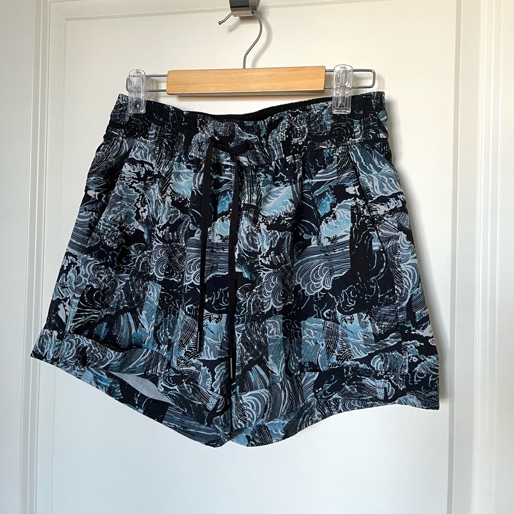 Lululemon Spring Breakaway Shorts 4
